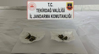 Karton bardakta ekili kenevir ele geçirildi