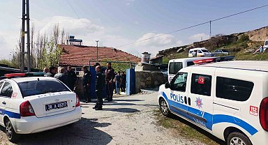Kayseri'de 2 genç evde ölü bulundu