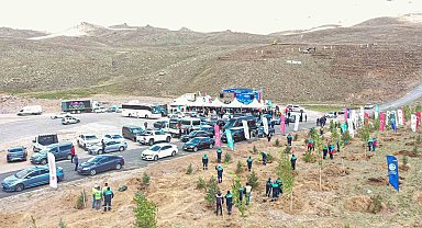 Kayseri'de 271 bin 500 fidan toprakla buluştu
