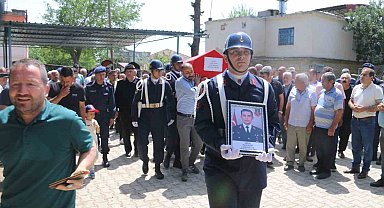 Kazada ölen astsubay, bir yıl önce 'beni buraya gömün' diyerek mezar yerini göstermiş