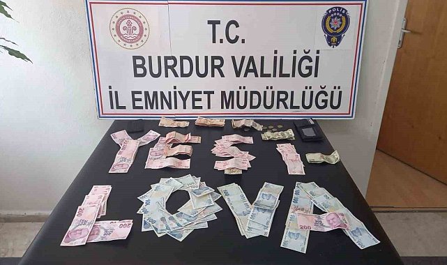 Kıyafet değiştirip semt pazarına dadanan hırsız yakalandı