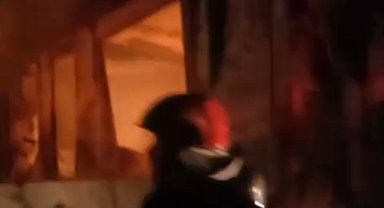 Konteynerde çıkan yangında yanarak öldü