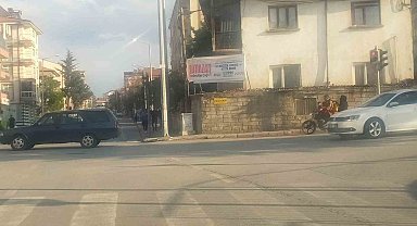 Konya'da 5 kişinin aynı motosikletteki tehlikeli yolculuğu