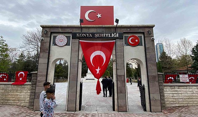 Konya'da Şehitlik ve mezarlıklarda bayram ziyaretleri