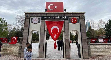 Konya'da Şehitlik ve mezarlıklarda bayram ziyaretleri