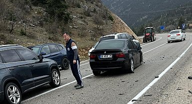 Konya'da trafik kazalarında 8 kişi yaralandı