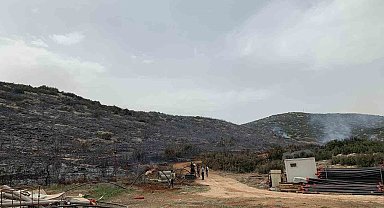 Korkuteli'nde çıkan yangında 60 dönümlük çalılık alan yandı