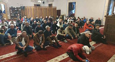 Kosova'da bayram namazı kılındı