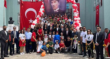 Köyceğiz'de 23 Nisan Ulusal Egemenlik ve Çocuk Bayramı coşkuyla kutlandı