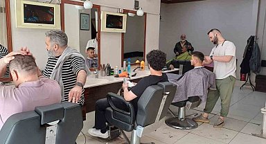 Kuaförlerde bayram yoğunluğu başladı