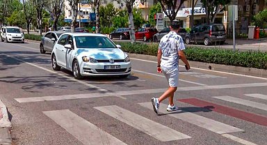 Küçük Ateş'in ölümden döndüğü kavşakta babası da kazadan kıl payı kurtuldu