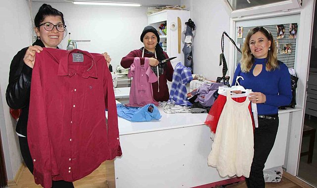 Kullanılmayan kıyafetleri çocuk elbiselerine dönüştürdü, şimdi Amasya'ya örnek oldu