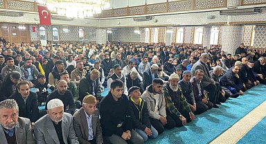 Kulu'da bayram namazı kılındı