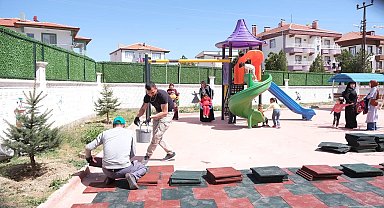 Kur'an Kursu bahçesine oyun grubu kuruldu