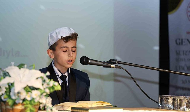 Kuran-ı Kerim'i en güzel okumak için yarıştılar