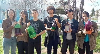 Kütahya Borsa İstanbul Anadolu Lisesinde atık malzemelerden kuş yuvası