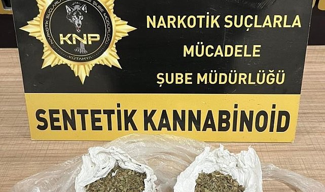 Kütahya otogarında 2 kişinin üzerinde uyuşturucu ele geçirildi