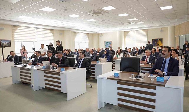 Kütahya'da 505 kamu yatırımına 8 milyar 968 milyon TL'lik ödenek