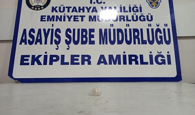 Kütahya'da bir şahsın üzerinde uyuşturucu ele geçirildi