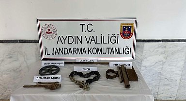 Kuyucak'ta hurda hırsızları yakalandı