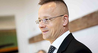 Macaristan Dışişleri Bakanı Szijjarto: "Brüksel'de yeni bir dünya savaşı hazırlığı yapılıyor"