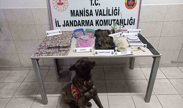 Manisa'da jandarmadan uyuşturucu tacirlerine darbe: 2 tutuklama