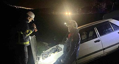Mardin'de otomobil şarampole yuvarlandı: 2 yaralı