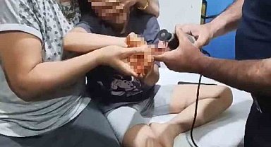 Mardin'de piknik yapan çocuğun parmağına olta iğnesi battı
