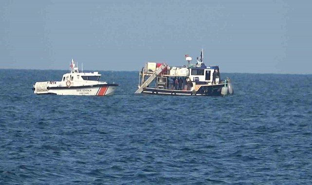 Marmara Denizi'nde kayıp mürettebata ait olduğu düşünülen cansız beden bulundu