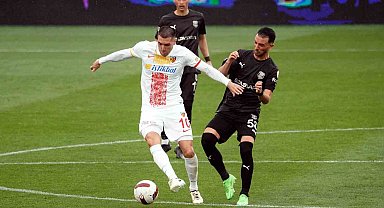 Mehdi Bourabia cezalı duruma düştü