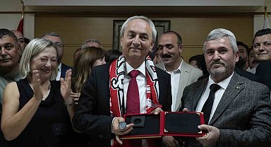 Mesut Kocagöz: "Kepez'de makam diye bir şey yok"