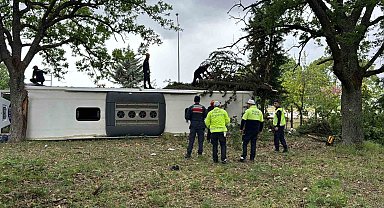 Metro Turizm otobüsü kaza yaptı: 11 yaralı