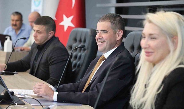 Mezitli Belediyesi, seçimlerin ardından ilk meclis toplantısını gerçekleştirdi