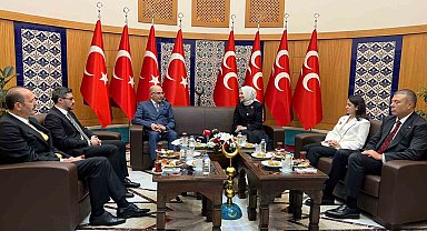 MHP'ye, partilerden bayram ziyareti
