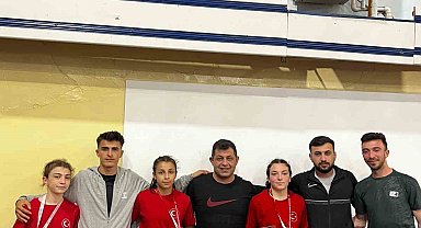 Minderin sultanları zirveyi bırakmıyor