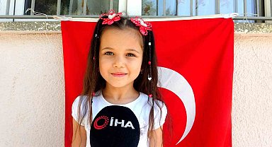 Minik Cansu'nun İstiklal Marşı sevgisi