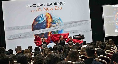 Model Birleşmiş Milletler Konferansı'nda öğrenciler 'küresel kaynama'ya dikkat çekti