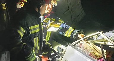 Motosiklet ile otomobilin karıştığı kazada 3 kişi öldü