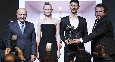 Mücevher'den ödül çıktı