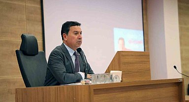 Muğla Büyükşehir Meclisi Ahmet Aras başkanlığında ilk toplantısını yaptı