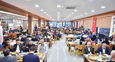 MÜSİAD Diyarbakır Şubesi, sevgi evlerindeki çocuklarla iftarda buluştu