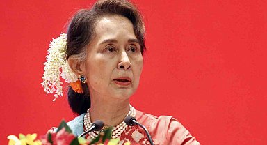Myanmar'da devrik lider Suu Kyi ev hapsine alındı