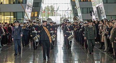 NATO'nun 75'inci kuruluş yıl dönümü törenle kutlandı