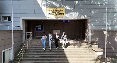 Necatibey Eğitim Fakültesinde 4 bölüm akredite edildi
