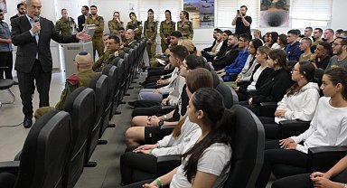 Netanyahu: "Dünyadaki hiçbir güç Refah operasyonunu engelleyemeyecek"