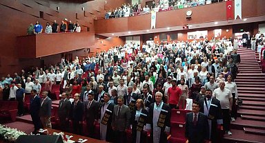 Niğde Ömer Halisdemir Üniversitesi'nde 225 tıp öğrencisi beyaz önlük giydi