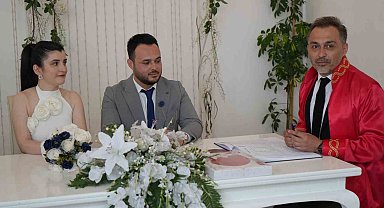 Nikah salonlarında "24.04.2024" yoğunluğu