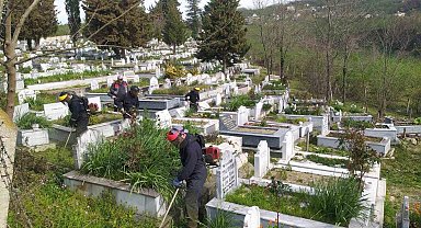 Ordu'da şehitlik ve mezarlıklarda bayram temizliği