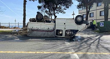 Ordu'da takla atan kamyonetten yara almadan kurtuldular