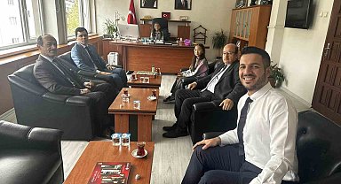 Orhaneli Kaymakamlık koltuğuna Sahre Ay oturdu